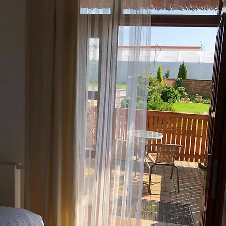 Lipa Guest house Novy Bor