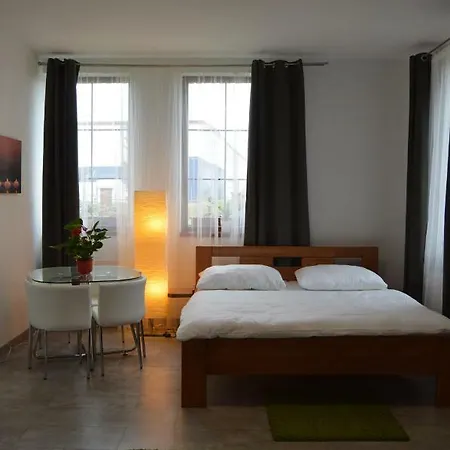 Lipa Guest house Novy Bor