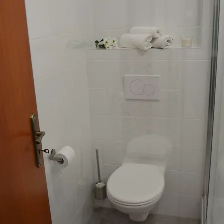 בית הארחה Lipa 3*