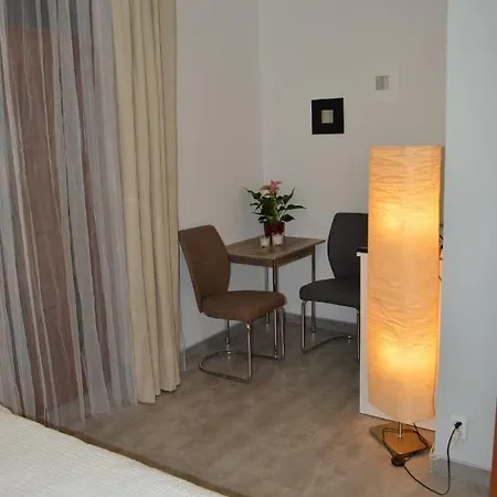 Lipa Guest house Novy Bor