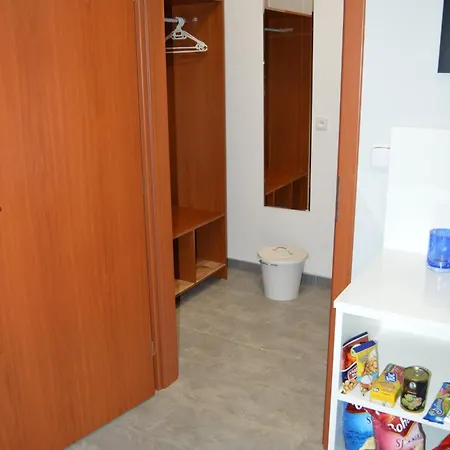 Lipa בית הארחה