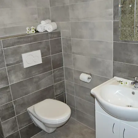 Lipa Pensjonat 3*